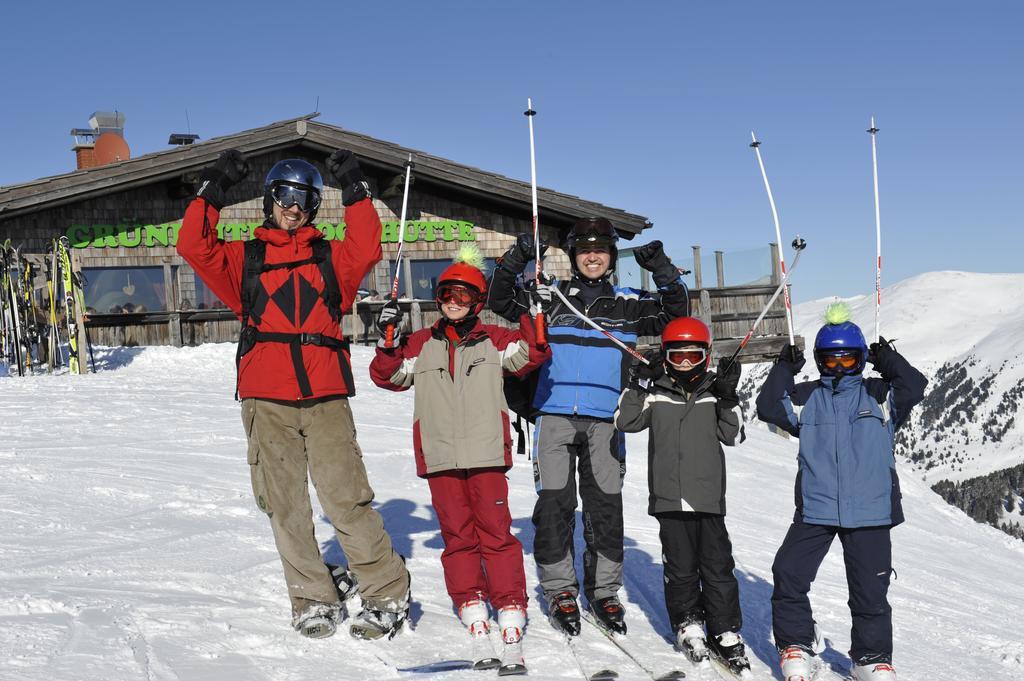 Kinder- Und Familienhotel Nockalm Innerkrems Εξωτερικό φωτογραφία