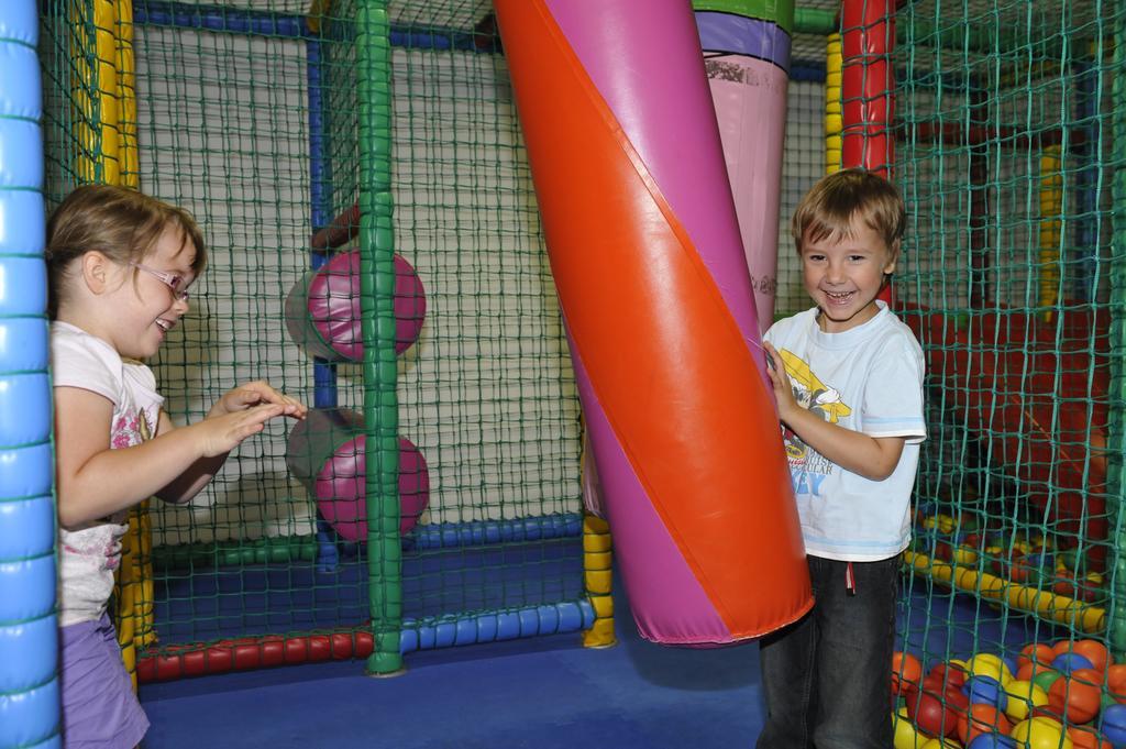 Kinder- Und Familienhotel Nockalm Innerkrems Εξωτερικό φωτογραφία