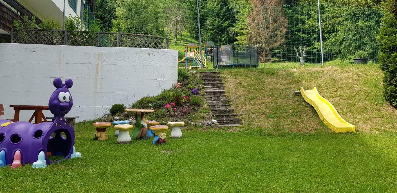 Kinder- Und Familienhotel Nockalm Innerkrems Εξωτερικό φωτογραφία